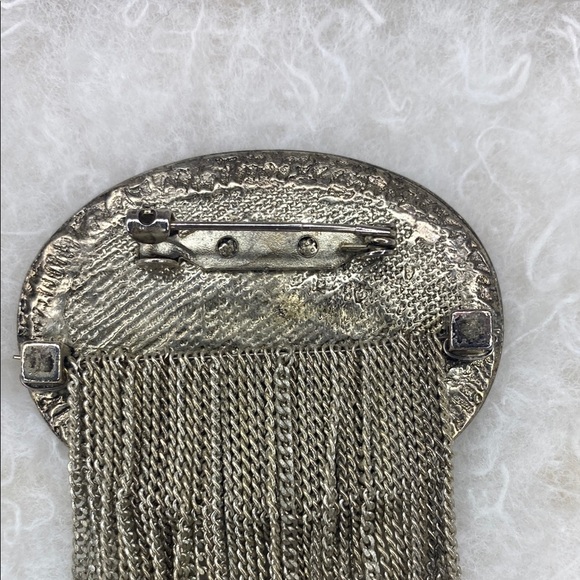 Vintage Silver Brooch with Fringe chain - Picture 5 of 11